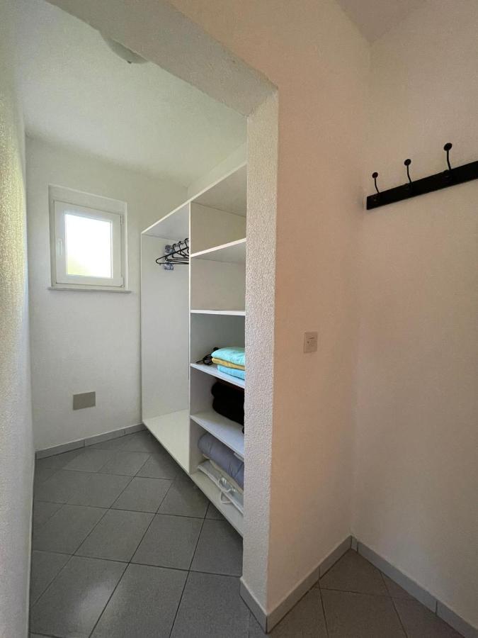 Sunny Garden Apartment SJJ Buitenkant foto