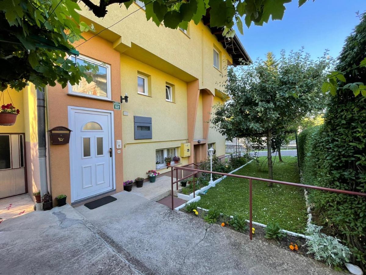 Sunny Garden Apartment SJJ Buitenkant foto